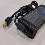 CARGDOR PARA LENOVO 20V 4.5A CONECTOR CUADRADO
